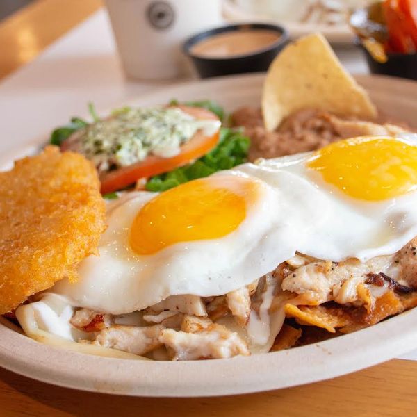 Chilaquiles servidos todo el día